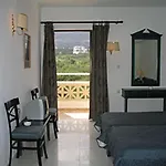 Hotel Enorme Epavli Boutique 3*
