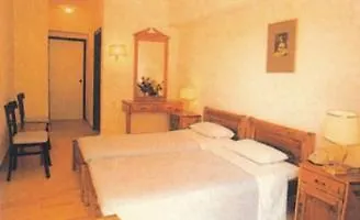 Enorme Epavli Urban Living 4* Hersonissos (Crete)