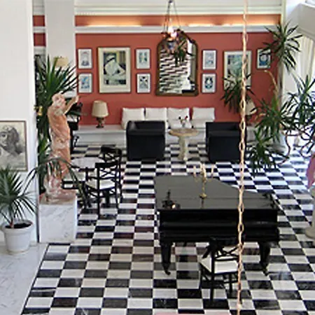 Hotell Enorme Epavli Boutique